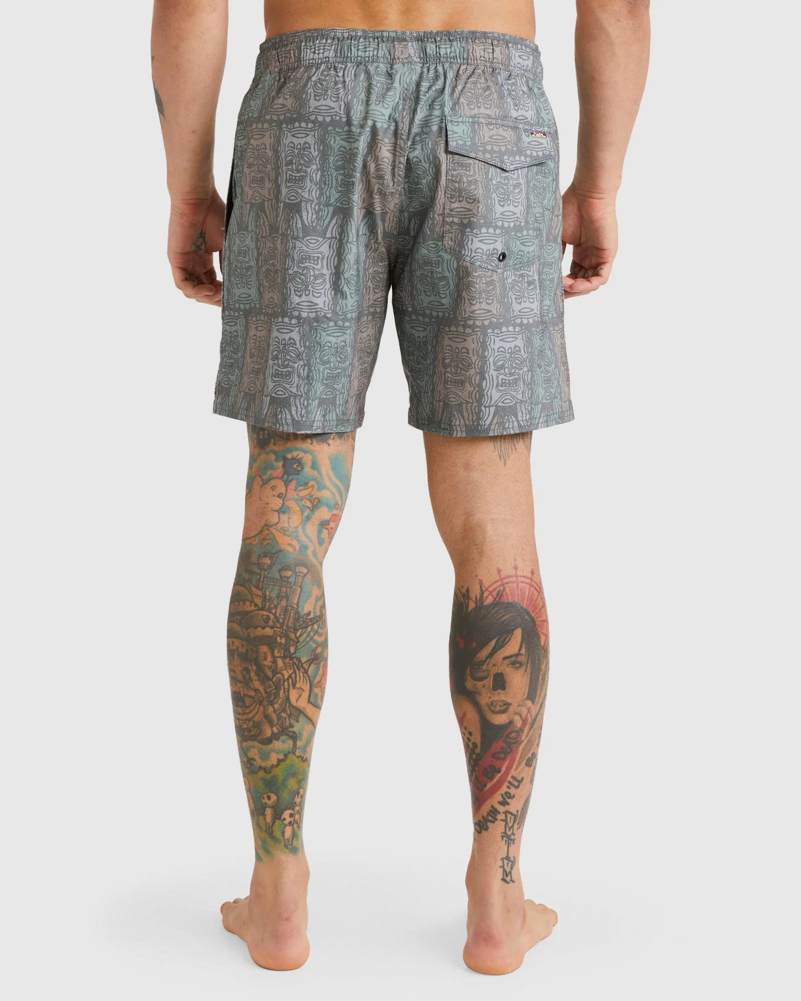 Mens Oblow Tapa  17"Elastic Boardshorts - Image 3