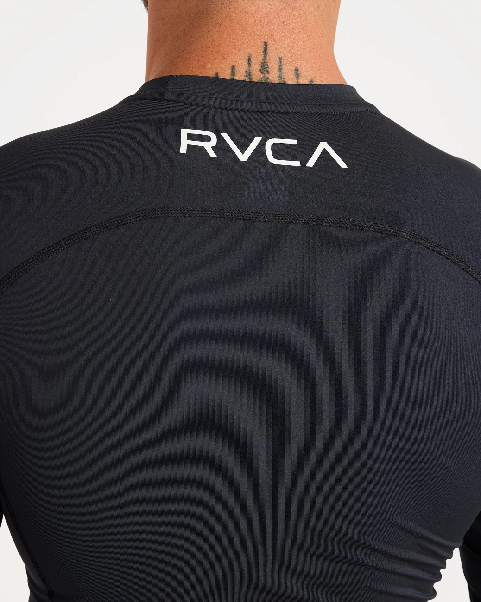 Mens Sport Long Sleeve Rash Vest - Image 4