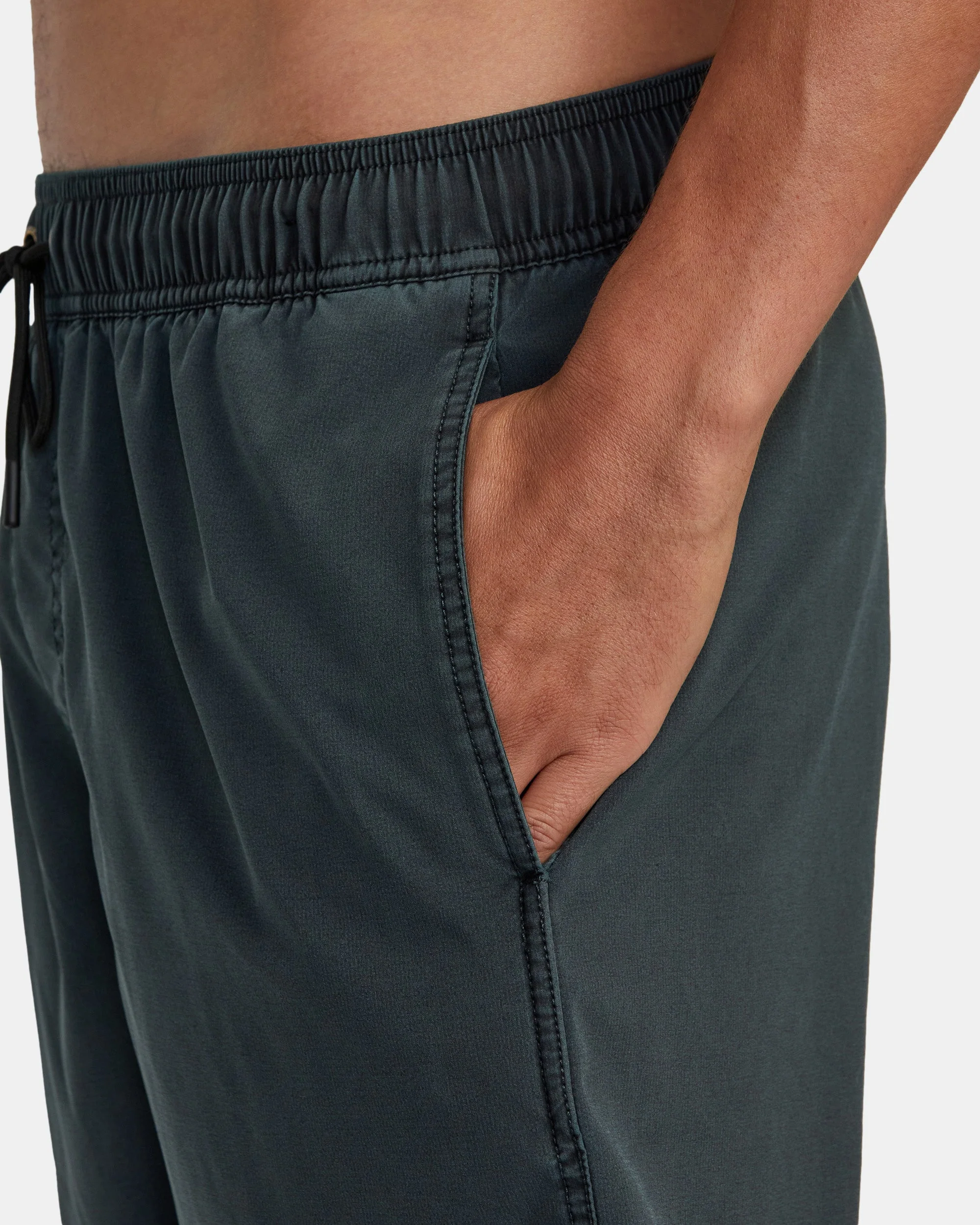 VA Pigment Elastic Boardshorts 17" - Image 4